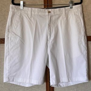 Nautica White The Deck Short Classic Fit Stretch Shorts - 34”